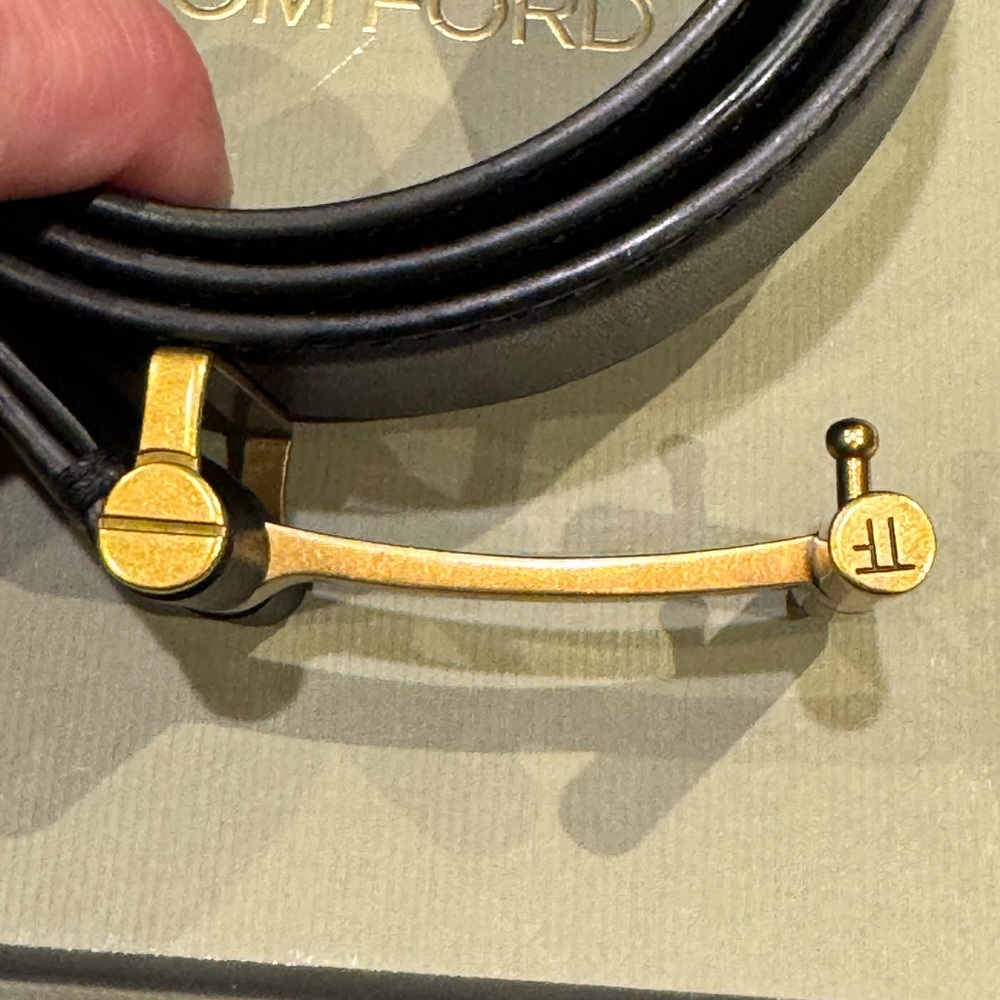 Tom Ford Black Leather Belt with Gold Buckle - Picture 3 of 6